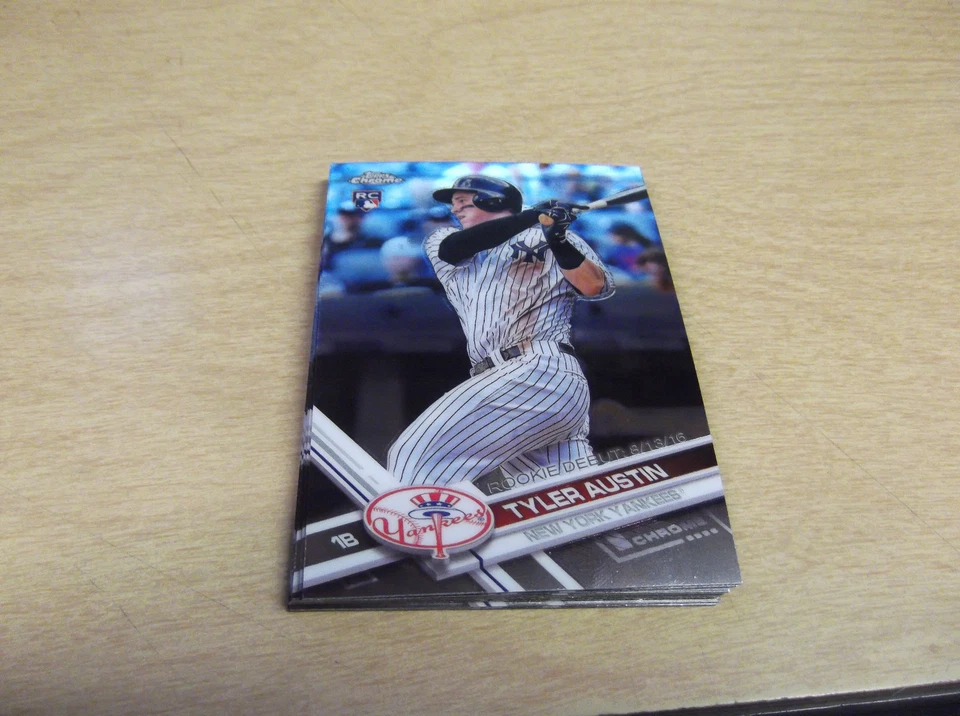2017 TOPPS CHROME UPDATE #HMT29 TYLER AUSTIN RC YANKEES - Image 1 of 1