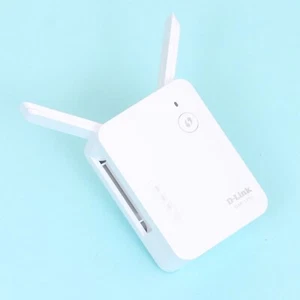 D-Link N300 Wi-Fi Range Extender DAP-1330 - Photo 1/5