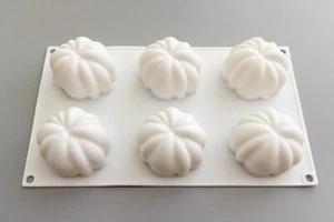 Kuchenform mit Kürbisform 3D Kürbisform Dessert Silikonformen Kürbisseifenform - Bild 1 von 3