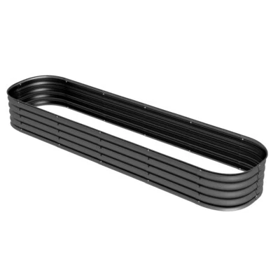 Cama de jardín un diseño elevado para mantener las flores arriba y lejos de las malezas Foto 1 de 4