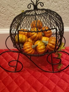 Drahtkürbiswagen mit 11 Kunststoffkürbissen - Wohn-/Herbstdeko - Bild 1 von 14