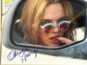 Odessa Young signed 8x10 Foto.  Vollständiger Name.  Springsteen - Bild 1 von 1