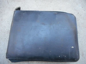 Mercedes Benz Owner's Manual Leather Case owners - Picture 1 of 6