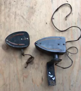 Lot of 2 Vintage Turn Signal Indicator Lights Aftermarket Accessory 1930s 1940s - Picture 1 of 5
