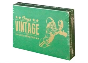 Caja de fútbol americano universitario Onyx 2021 vintage (2 autos por caja) - Imagen 1 de 4