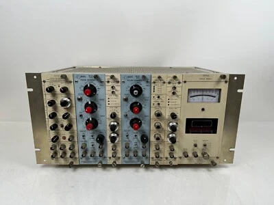 Stanford Research Systems Chassis SR 275, SR250, SR200 x2, SR255, BNC 8010 x2 - Bild 1 von 4