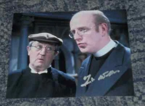 FRANK WILLIAMS - DADS ARMY - 10x8 PHOTO SIGNED- (1) CHOICE OF 16 PHOTOS - Picture 1 of 16