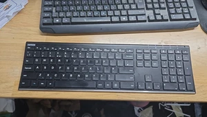Arteck 2.4G Wireless Keyboard Stainless Steel Ultra Slim Full Size QWERTY - Picture 1 of 2