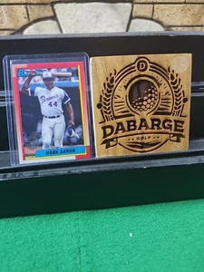 Tarjeta de béisbol 2025 Topps Hank Aaron 1990 35 aniversario / #T90-14 / Braves - Imagen 1 de 3