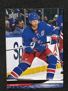 ⭐🦄 2024-25 Upper Deck Series 1 - Jacob Trouba #122 🆓📦 - Picture 1 of 2