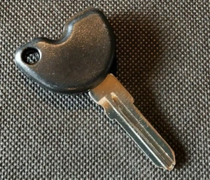 Piaggio aftermarket key cut from code or picture (black) - Picture 1 of 1