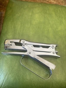 Vtg. Ace Clipper Model No. 702 Plier Type Stapler. Made In Chicago, IL, USA. - Picture 1 of 3