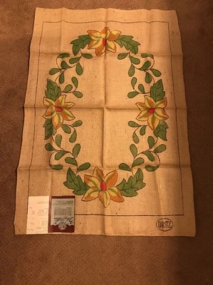 Hand Tinted Hand Hooking Dritz Floral Lotus Blossom Burlap Rug Pattern 27 X 40 - Image 1 of 4