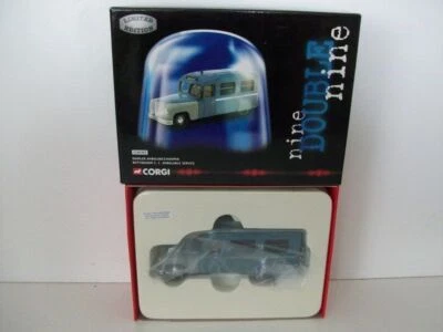 CORGI - 1/50 CC06302 - DAIMLER DC27 AMBULANCE CROYDON AMBULANCE SERVICE - Image 1 of 2