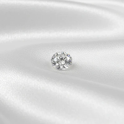 Certified Lab Grown Diamond, 1.01ct, D, SI1, Round - Image 1 of 4