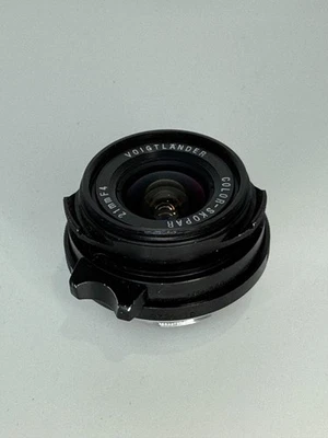 Voigtlander 21mm f/4 P VM Color Skopar for Leica L  Wide Lens - Image 1 of 3