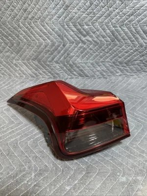 2019-2024 LEXUS UX200 UX250H LEFT DRIVER SIDE LED TAIL LIGHT OEM D1 - Image 1 of 4