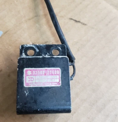 1978 - 1981 Suzuki TS100 DS100 OEM Voltage Regulator Nippon Denso 32500-27600 - Изображение 1 из 3