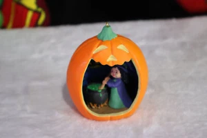Hallmark Halloween Recuerdo Ornamento Feliz Halloween Calabaza Bruja 2022 - Imagen 1 de 2