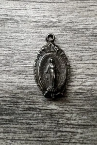Antique Signed HMH Sterling Silver ReligiousMother  Mary Pendant Charm - Picture 1 of 4