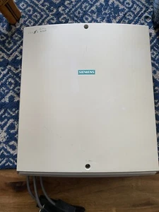Siemens HiPath 3550 S30777-U711-A503-1 Telefonanlage mit Karten - Bild 1 von 14