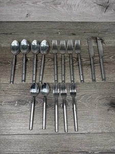 Hampton Silversmiths Shangrila Polka Dot Stainless Flatware~ Lot Of 15 Pieces - Picture 1 of 6