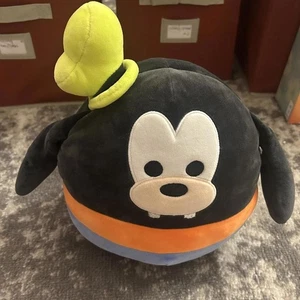Peluche Goofy Squishmellow de Disney - Imagen 1 de 3