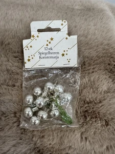 Vintage Christmas Baubles Silver Small Berry Twist on wire Decorations Unopened - Picture 1 of 4