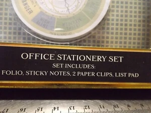 RARO JUEGO DE PAPELERÍA DE OFICINA HARRY POTTER CONGRESO MÁGICO DE LOS EE. UU. NUEVO EN CAJA - Imagen 1 de 7