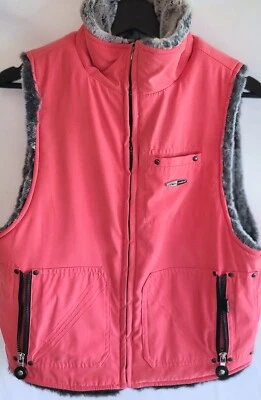 Женский маленький двусторонний жилет Jamie Sadock из искусственного меха на акриловой молнии спереди для улицы красный - Изображение 1 из 4