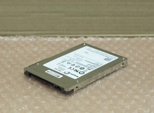Seagate 800Gb 12Gbps 1200 MLC SSD Solid State SAS Drive ST800FM0053 - Afbeelding 1 van 4