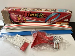 Rare MATCHBOX S-200 SUPERFAST Streakloop Streak Loop Complete All Pieces And Car - Picture 1 of 9