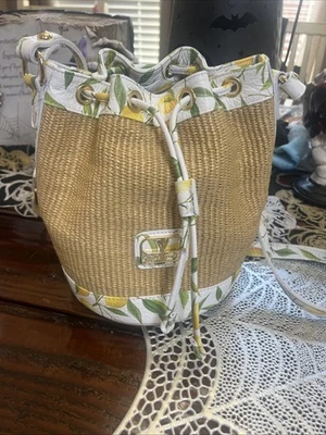 Valentina Cuero Genuino Tejido Limón Cubo Bolso de Mano Monedero Hecho en Italia Foto 1 de 4