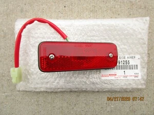 FITS: 80 - 83 TOYOTA COROLLA REAR RIGHT SIDE MARKER MARK LIGHT OEM BRAND NEW - Picture 1 of 4