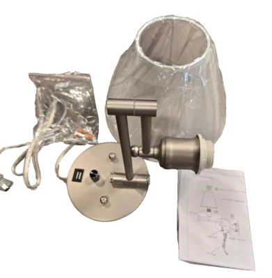 Aplique de pared con brazo oscilante acabado de níquel cepillado enchufe o instalación de cable duro Foto 1 de 4