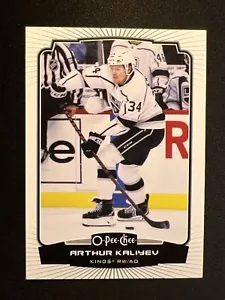 2022-23 O-Pee-Chee #333 Arthur Kaliyev/Los Angeles Kings ๐๐ท๐ - Picture 1 of 6