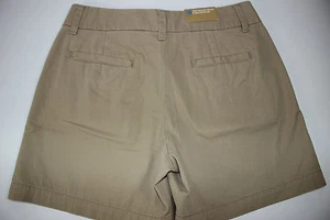 MERONA Size 4 FIT 1 Women's Chino Shorts Khaki Flat Front NEW - Picture 1 of 6