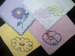 Applique Flower Hankie Lot 4 Vtg Floral Embroidery Handkerchief Hanky Group L - Picture 1 of 8