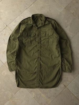 Vintage 1950s Canadian Army Green Cotton Button-Up Shirt S Military - Image 1 of 4