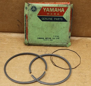YAMAHA DT250 DT360 1974 PISTON RING SET 1ST 0.25 O/S NOS OEM 445-11610-10-00 - Picture 1 of 3