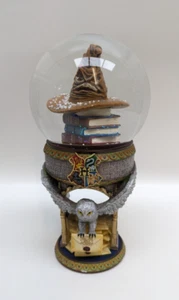Harry Potter First Day at Hogwarts Snow Globe - NEW - unboxed - Foto 1 di 24