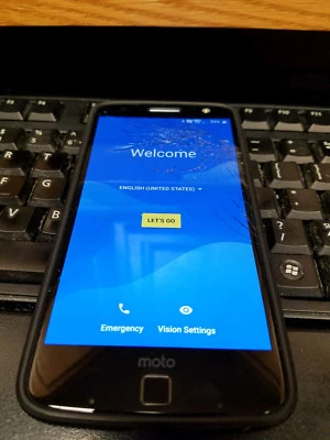 Motorola Moto Z Droid - 32GB - Black/Lunar Grey (Verizon) Smartphone - Image 1 of 2