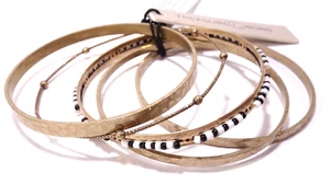 Nordstrom Treasure & Bond Damen 5er Set Perlen Gold Armreifen Armbänder Neu mit Etikett 49 - Bild 1 von 11