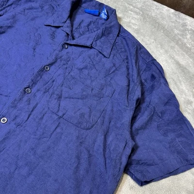 VINTAGE OCEAN PACIFIC OP SUNWEAR HAWAIIAN EMBOSSED FLORAL DESIGN SIZE XL - Image 1 of 4