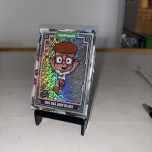 2025 Topps Chrome VeeFriends Who Was Born In 1997 198/250 Shimmer Refractor #89 - Picture 1 of 4