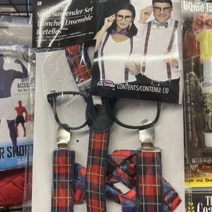 Nerd Costume Adult Halloween Accessory Kit - Glasses, Bowtie, Pocket protector - Picture 1 of 2