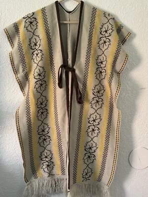 Poncho tostado vintage años 70 Foto 1 de 2