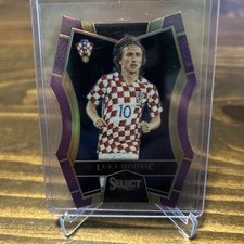 2016-17 Panini Select - Mezzanine Purple Prizm #118 Luka Modric 111 /149 (RC)