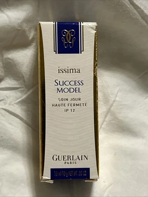 Modelo de éxito alemán Issima tamaño de viaje de lujo 0,35 OZ muestra Foto 1 de 4