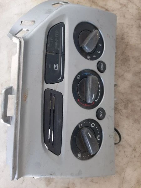 2013 2014 FORD FOCUS OEM Temperature Control Manual Switches Temperature - Image 1 of 4